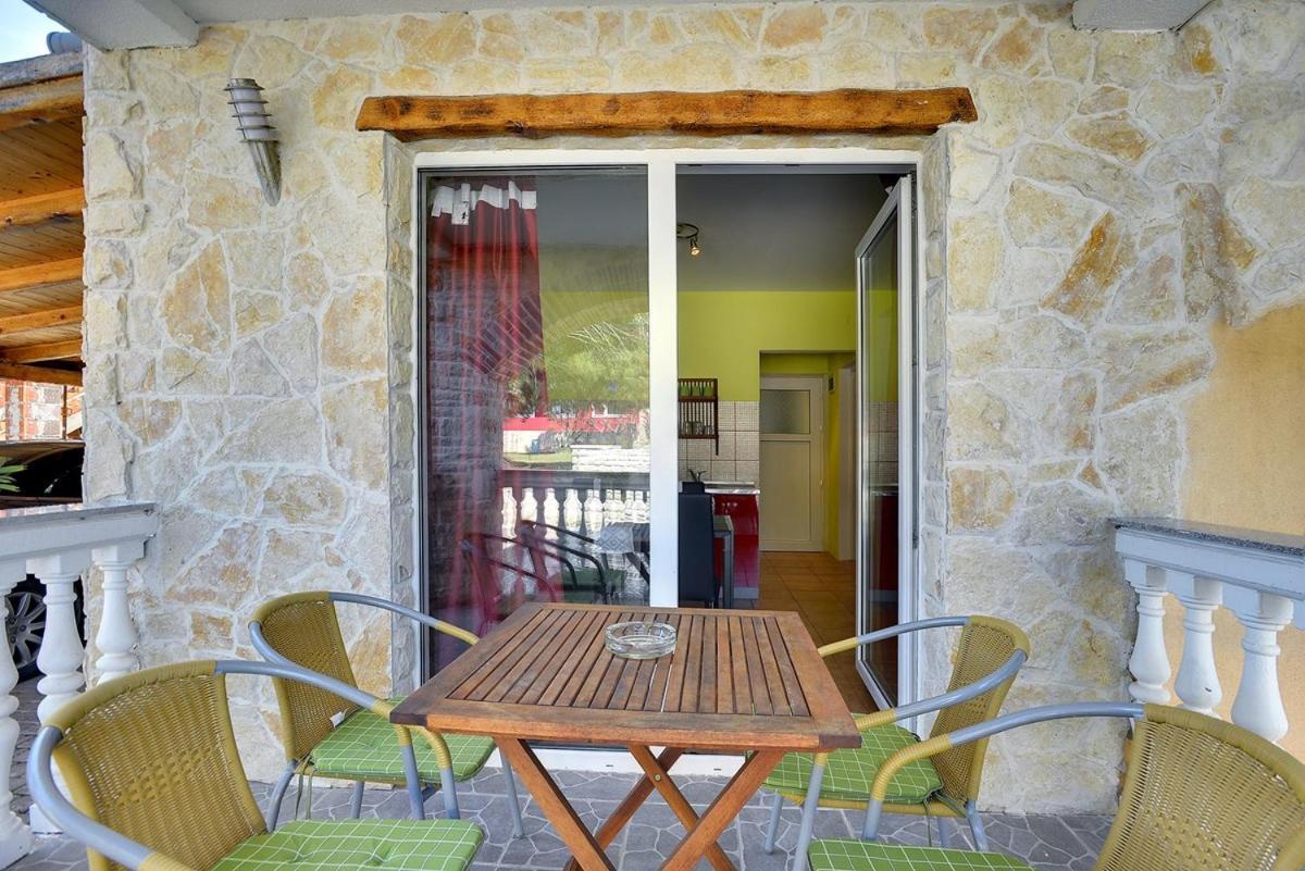 Apartments Puntica Liznjan Exterior photo